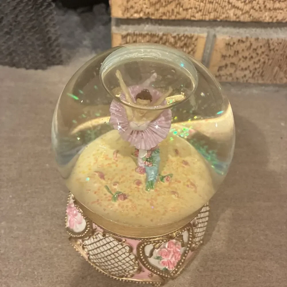 The San Francisco Music Box Company Ballerina Water Globe moonlight sonata RARE